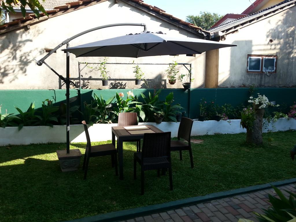 Mama Beach Villa Negombo Kültér fotó